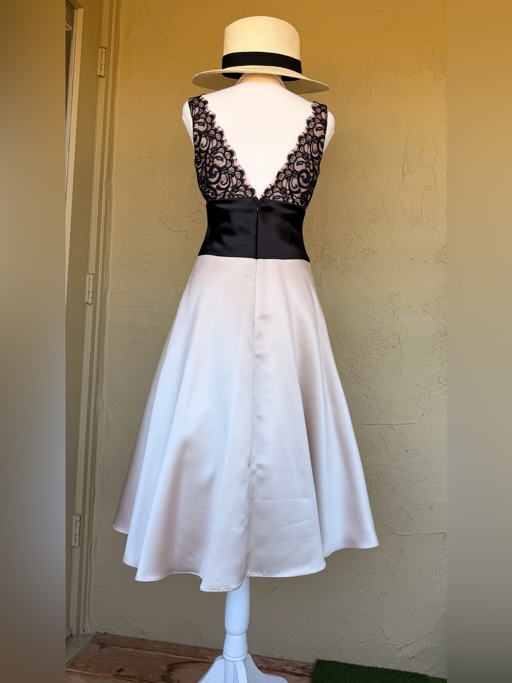 Laundry By Shelli Segal Black Lace Bodice Blush Midi Dress /Vintage - Picture 4 of 10